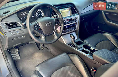 Седан Hyundai Sonata 2015 в 