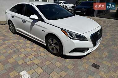 Седан Hyundai Sonata 2015 в 