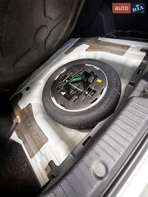 Седан Hyundai Sonata 2010 в Дніпрі