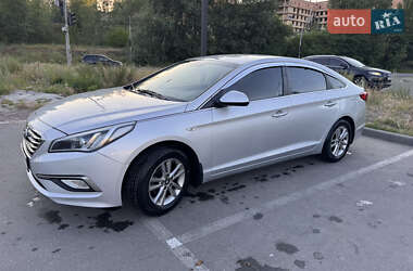 Седан Hyundai Sonata 2016 в Киеве