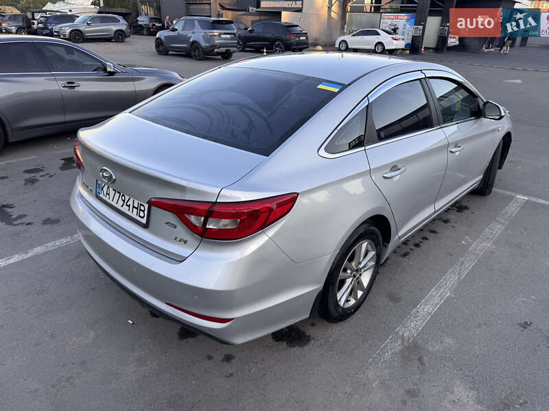 Седан Hyundai Sonata 2016 в Києві