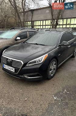 Седан Hyundai Sonata 2016 в Киеве