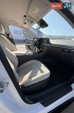 Седан Hyundai Sonata 2020 в 