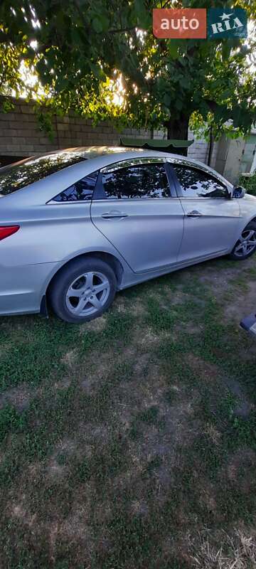 Седан Hyundai Sonata 2013 в Кам'янському