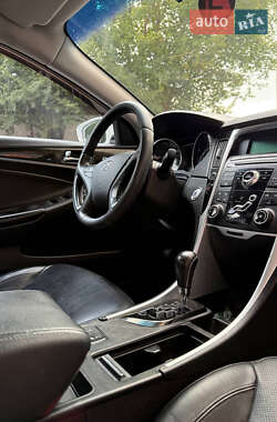 Седан Hyundai Sonata 2011 в 