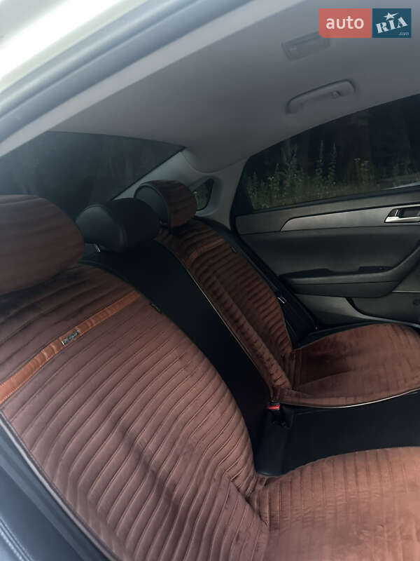 Седан Hyundai Sonata 2015 в Тернополе