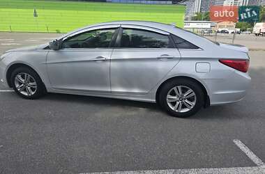 Седан Hyundai Sonata 2014 в Киеве