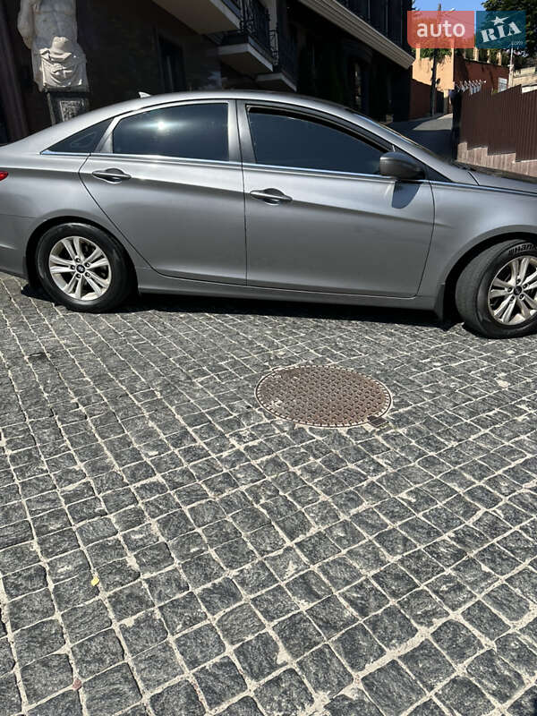 Седан Hyundai Sonata 2013 в Києві