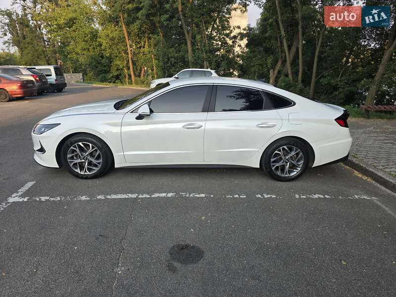 Седан Hyundai Sonata 2019 в Киеве
