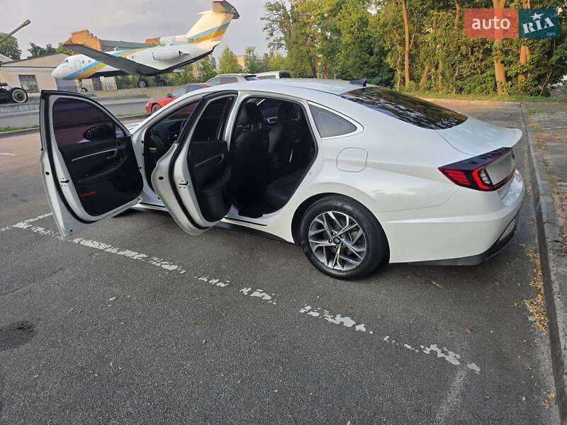 Седан Hyundai Sonata 2019 в Киеве