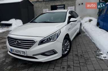 Седан Hyundai Sonata 2016 в Львове