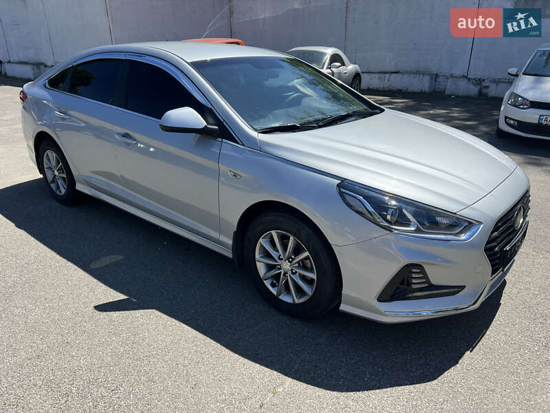 Седан Hyundai Sonata 2017 в Киеве