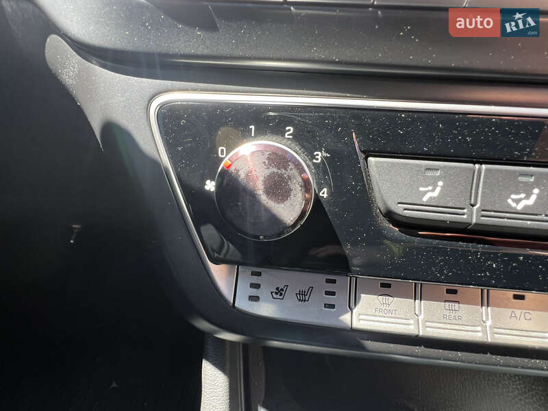 Седан Hyundai Sonata 2017 в Киеве