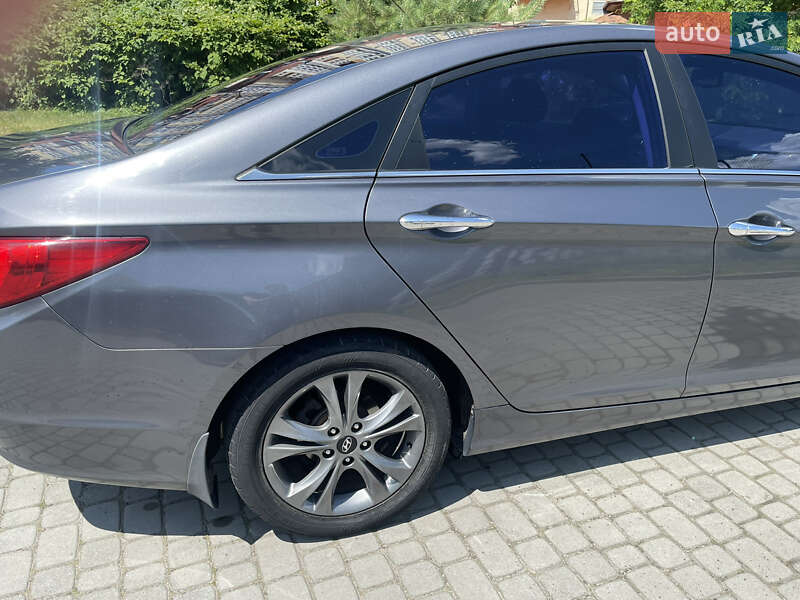 Седан Hyundai Sonata 2011 в Львові