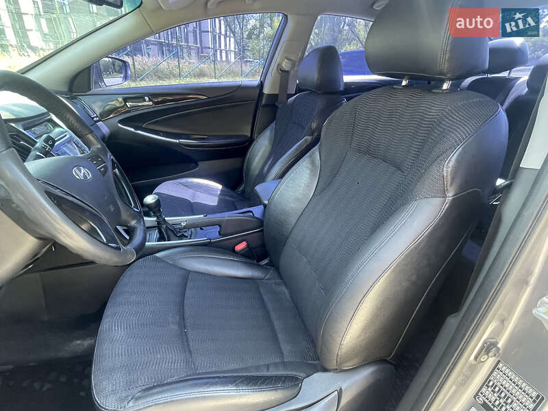 Седан Hyundai Sonata 2011 в Львові