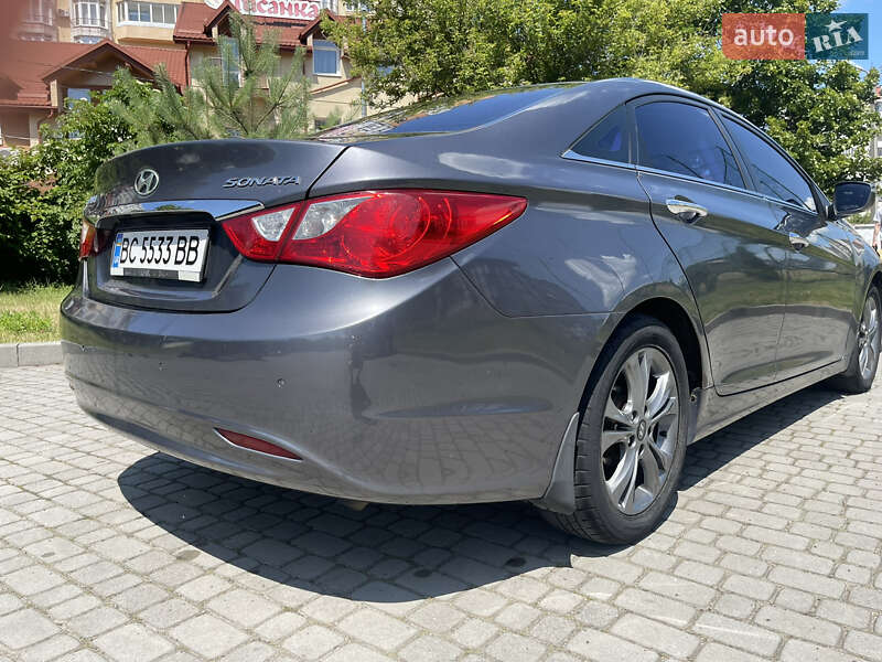 Седан Hyundai Sonata 2011 в Львові