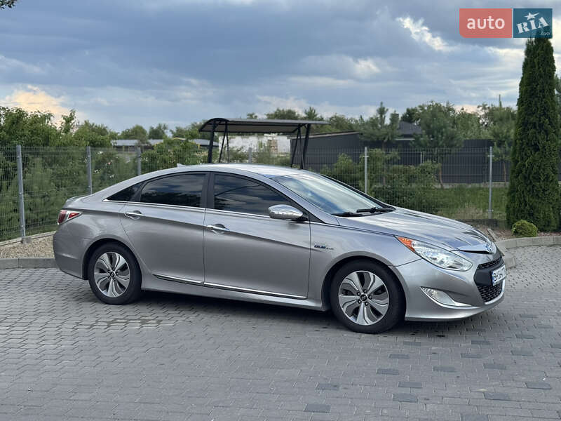 Седан Hyundai Sonata 2013 в Самборі
