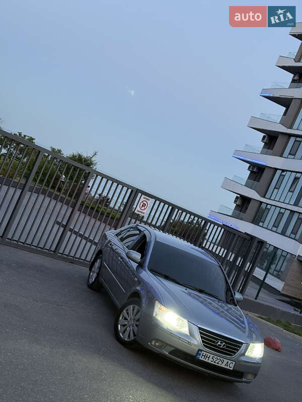 Седан Hyundai Sonata 2008 в Одессе