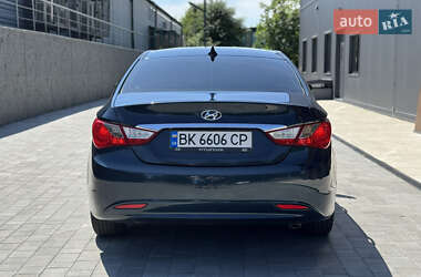 Седан Hyundai Sonata 2010 в 