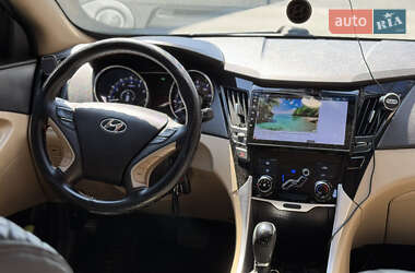 Седан Hyundai Sonata 2010 в 