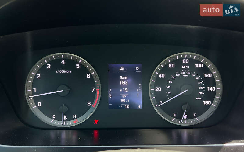 Седан Hyundai Sonata 2015 в Львові