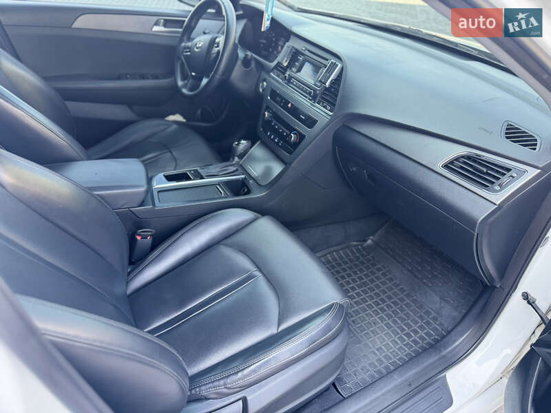 Седан Hyundai Sonata 2014 в Днепре