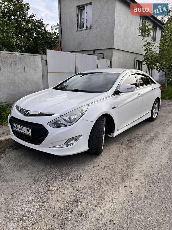 Hyundai Sonata 2013