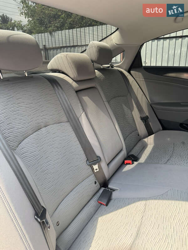 Седан Hyundai Sonata 2014 в Киеве фото 29 Седан Hyundai Sonata 2014 в Киеве