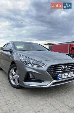 Седан Hyundai Sonata 2018 в Черноморске