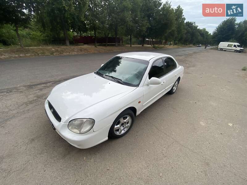 Седан Hyundai Sonata 2001 в 
