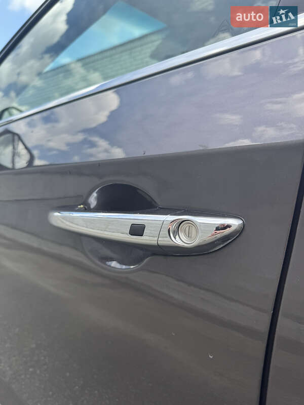 Седан Hyundai Sonata 2015 в Ирпене