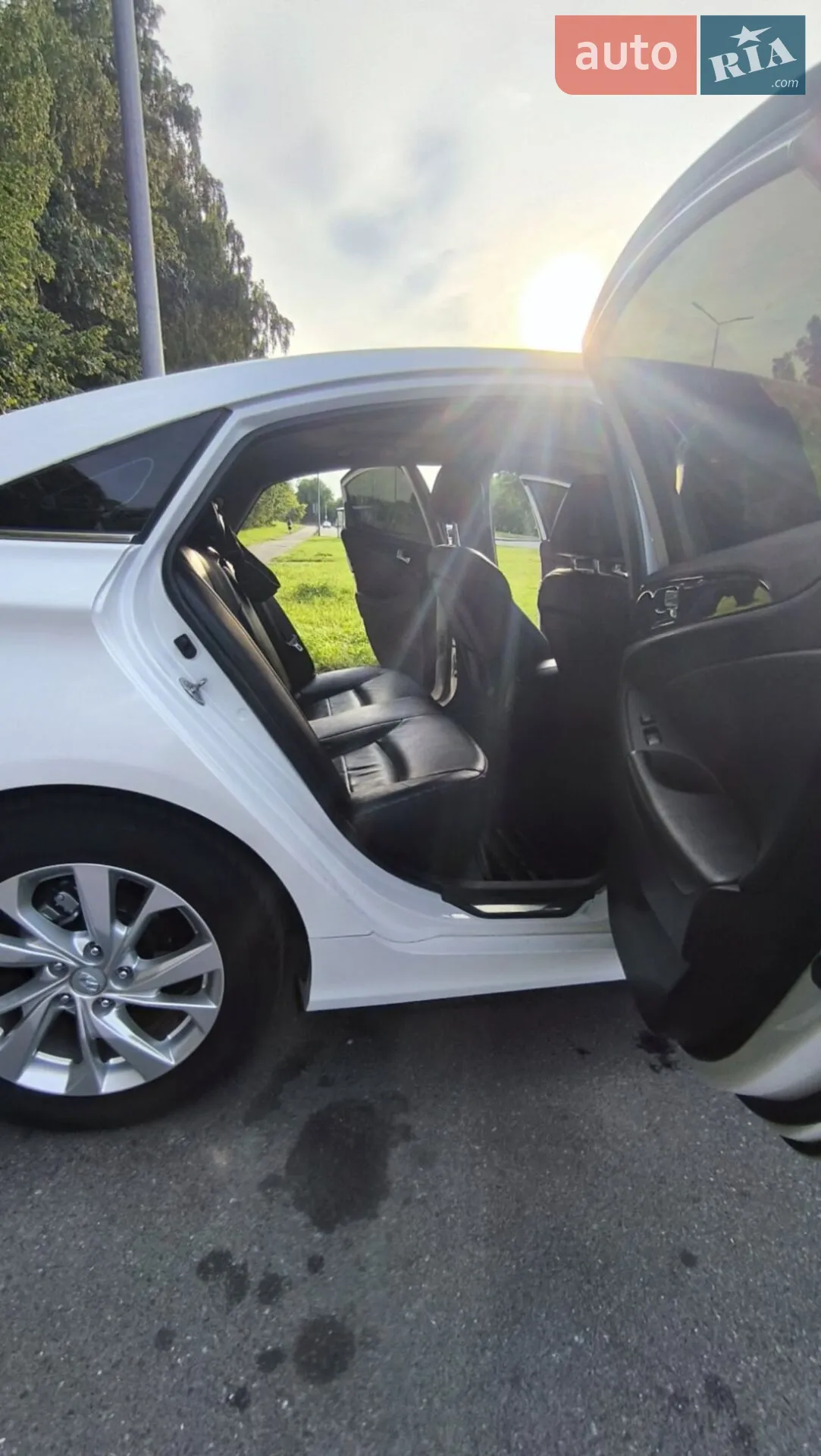 2012 Hyundai Sonata - мініатюра 22