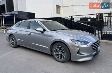 Седан Hyundai Sonata 2021 в 