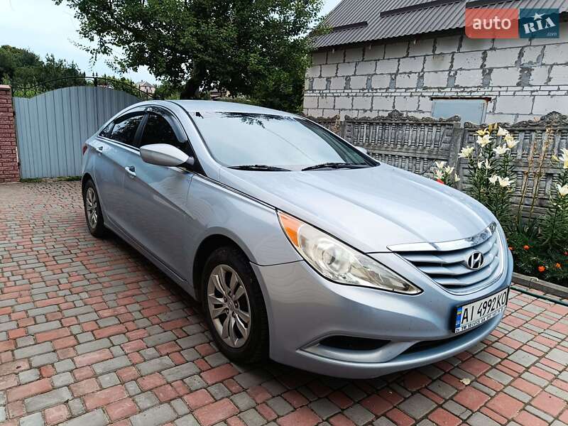 Hyundai Sonata 2011