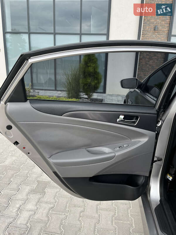 Седан Hyundai Sonata 2012 в Тернополе