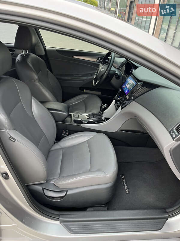 Седан Hyundai Sonata 2012 в Тернополе