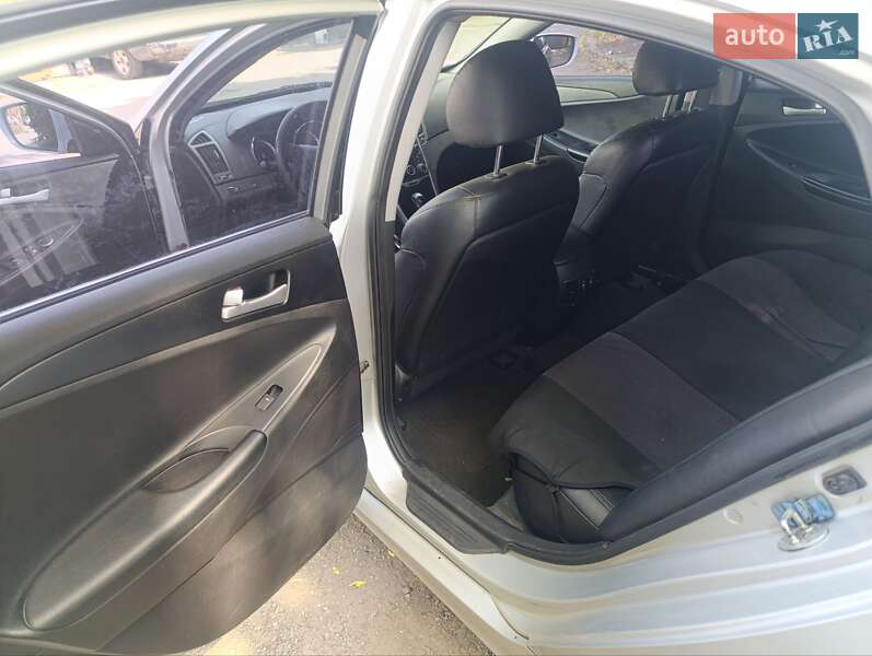 Седан Hyundai Sonata 2014 в Днепре фото 5 Седан Hyundai Sonata 2014 в Днепре