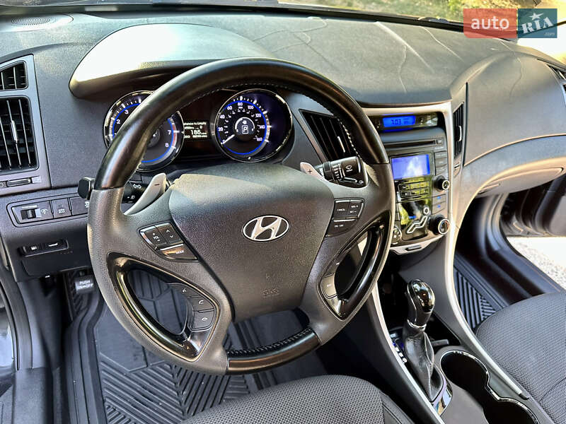 Седан Hyundai Sonata 2013 в Одессе