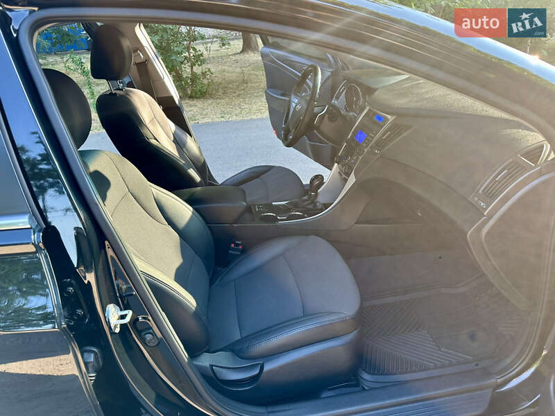 Седан Hyundai Sonata 2013 в Одессе