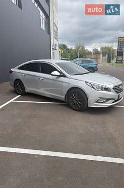 Седан Hyundai Sonata 2015 в 