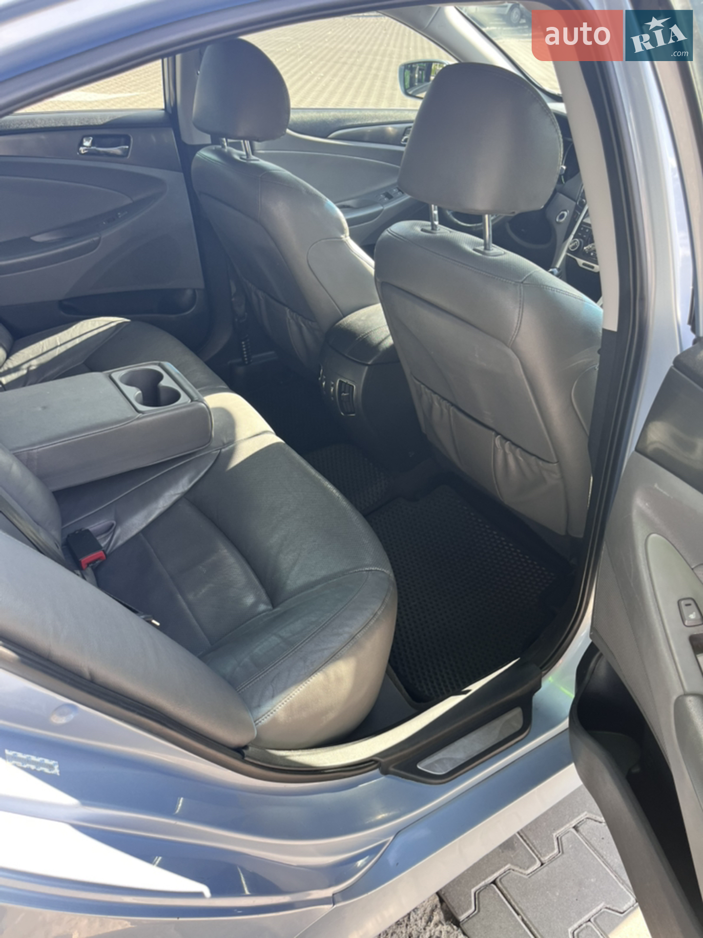 2011 Hyundai Sonata - мініатюра 26