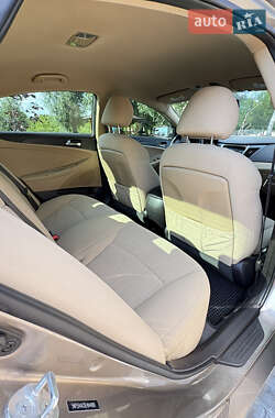 Седан Hyundai Sonata 2013 в Каменец-Подольском