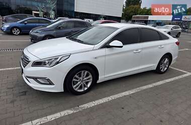 Седан Hyundai Sonata 2015 в Одессе