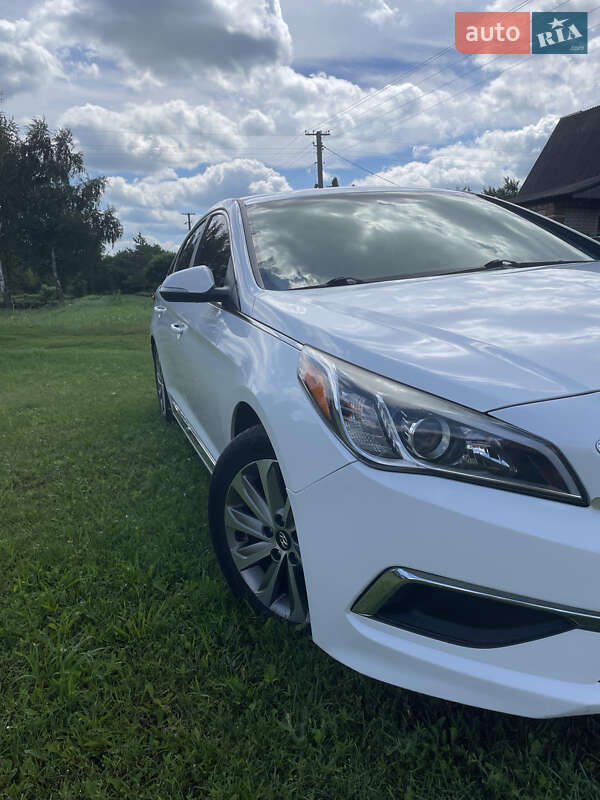 Седан Hyundai Sonata 2015 в Пирятині