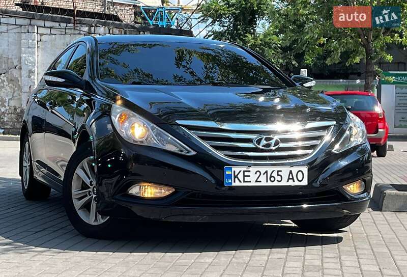 Hyundai Sonata 2012
