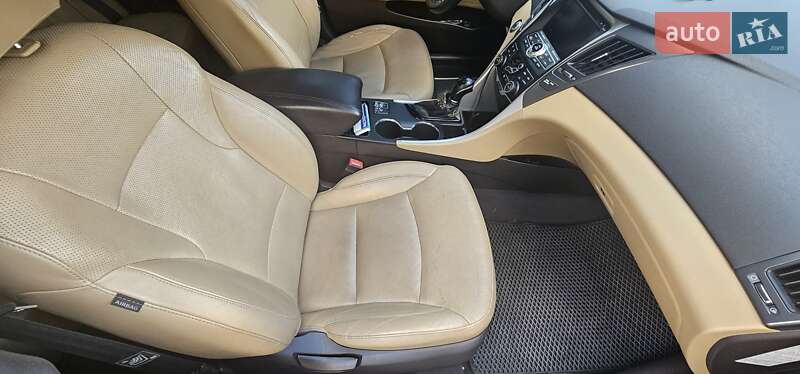 Седан Hyundai Sonata 2013 в Києві