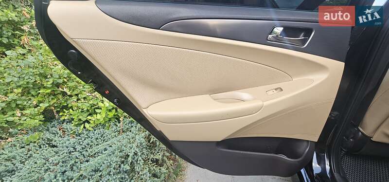 Седан Hyundai Sonata 2013 в Києві