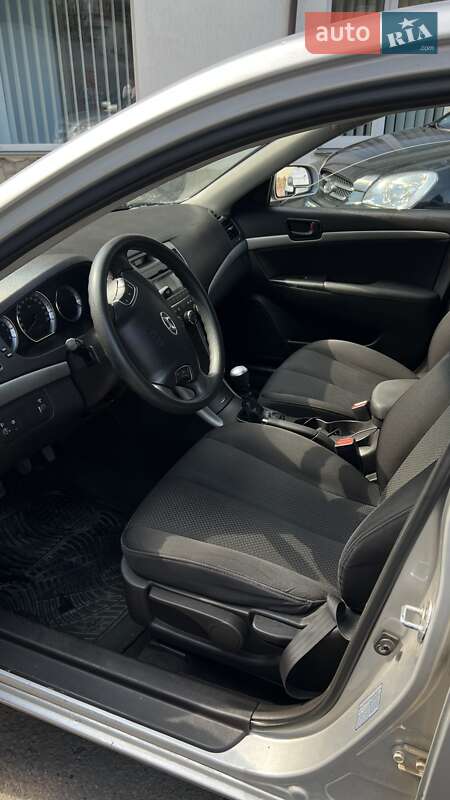 Седан Hyundai Sonata 2008 в Львове