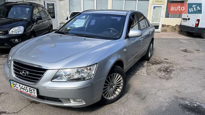 Седан Hyundai Sonata 2008 в Львове