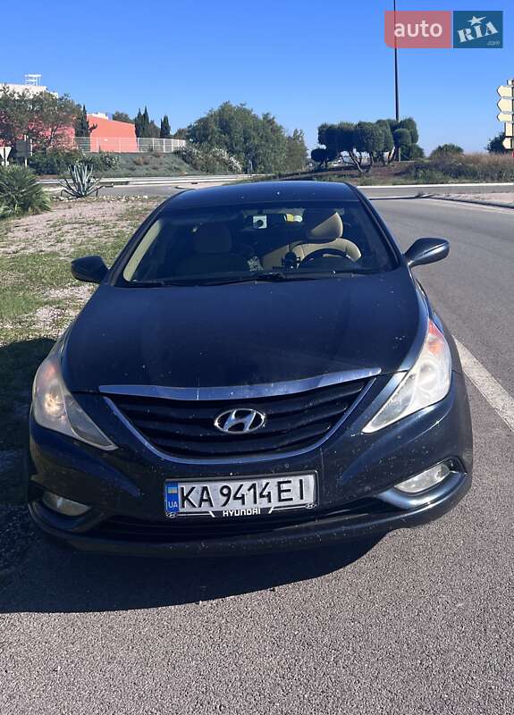 Hyundai Sonata 2012